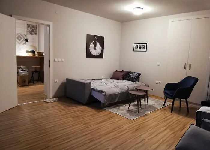 Apartment Nobl Plac
