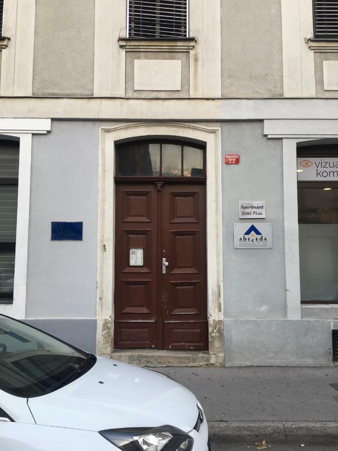 Apartment Nobl Plac
